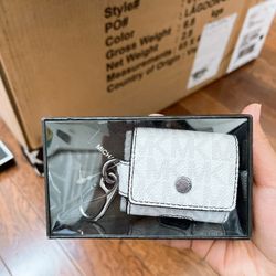 Michael Kors Logo Clip Case For Apple AirPods