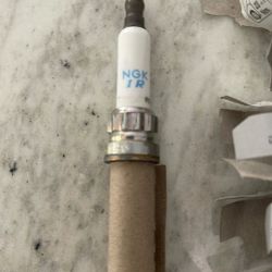 NGK Iridium spark plugs 6