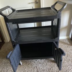 ROLLING CABINET RUBBERMAID  $49