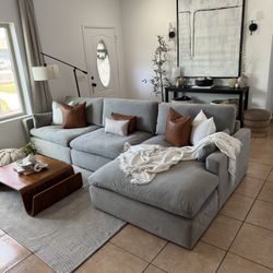 Cloud Sectional Couch 