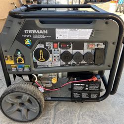 Firman Tri fuel generator naturalgas/propane/gasoline only used 3 hours 9400 watts asking $800 thanks 
