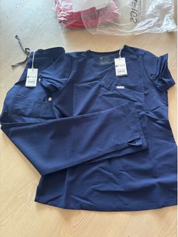 Figs scrub- brandnew XS