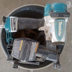 Makita Nail Gun 