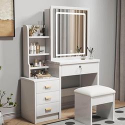 Vanity Table With LED lights 