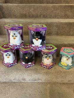 Lot Of Unopened Original Furbies +1 Baby