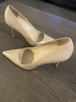 Manolo Blahnik size 38 (US 7.5) pumps
