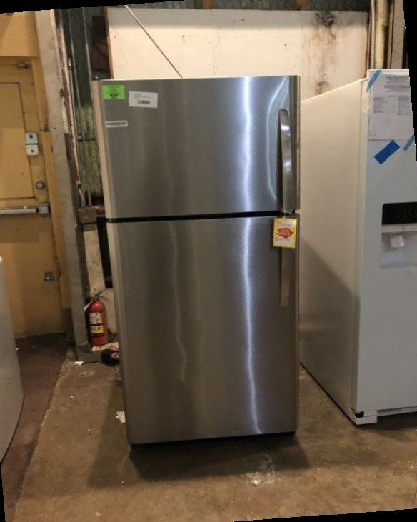 Frigidaire Top Freezer 🔥🔥 Appliance Liquidation OJKW