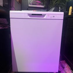 NEW Dishwasher 