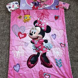 Minnie Mouse Toddler Bedding