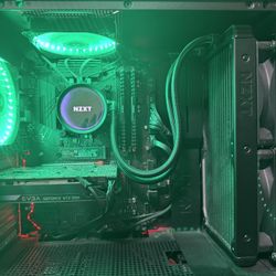 Gaming PC Intel i5 8400 / Plus: A Microphone And Keyboard