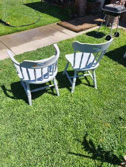 Accent chairs