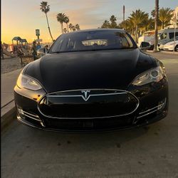 2014 Tesla 