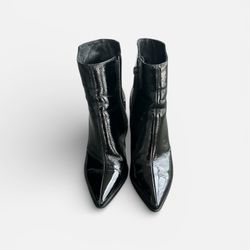 Black Patent Ankle Boots – Block Heel (EU 35 / US 5)