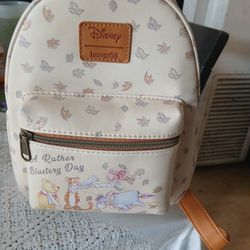 Winne The Pooh Backpack And Matching Walet 