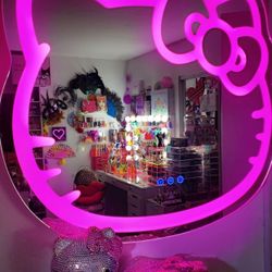 Hello Kitty Mirror w/ Bluetooth 