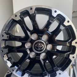 Toyota Tundra 18” OEM rims