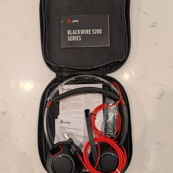 BRAND NEW Poly Blackwire headset 