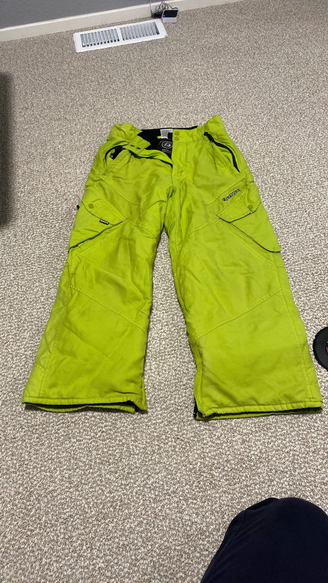 Kids Snow Pants: Size M