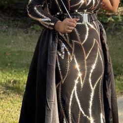 Long Golden Black Dress Also Can Wear In Prom