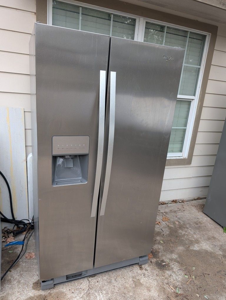 Whirlpool Refrigerator (Delivery Available)