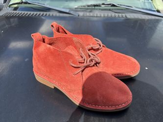 Hush Puppies Suede Catelyn Chukika Ankle Boots Size 8 Women's