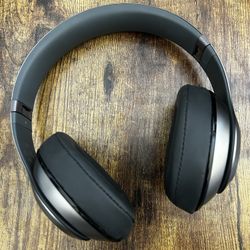 Beats Solo 3 Wireless Headphones 