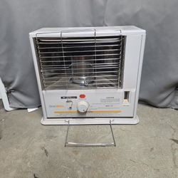 Emergency Kerosene Heater with Fuel
