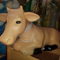 Empire, Christmas Nativity Holiday Yard Decoration, Lighted Large Cow Blow Mold, Indoor and Outdoor, Retired, Hard to Find, Excellent Condition.