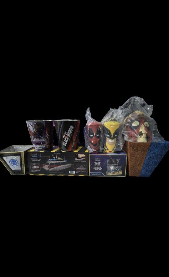 AMC Exclusive Popcorn Buckets And Cups