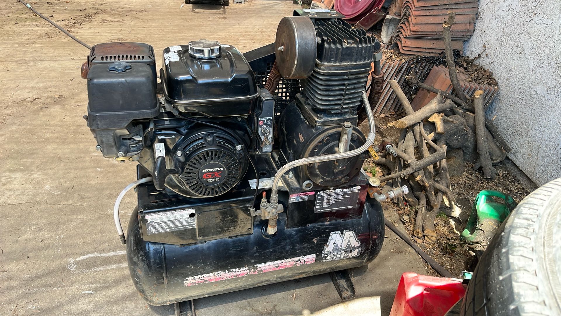 Are Compressor
