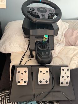 Steering wheel attachment for pc/xbox