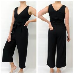 Anthropologie Black Sleeveless Jumpsuit Women’s Size Small