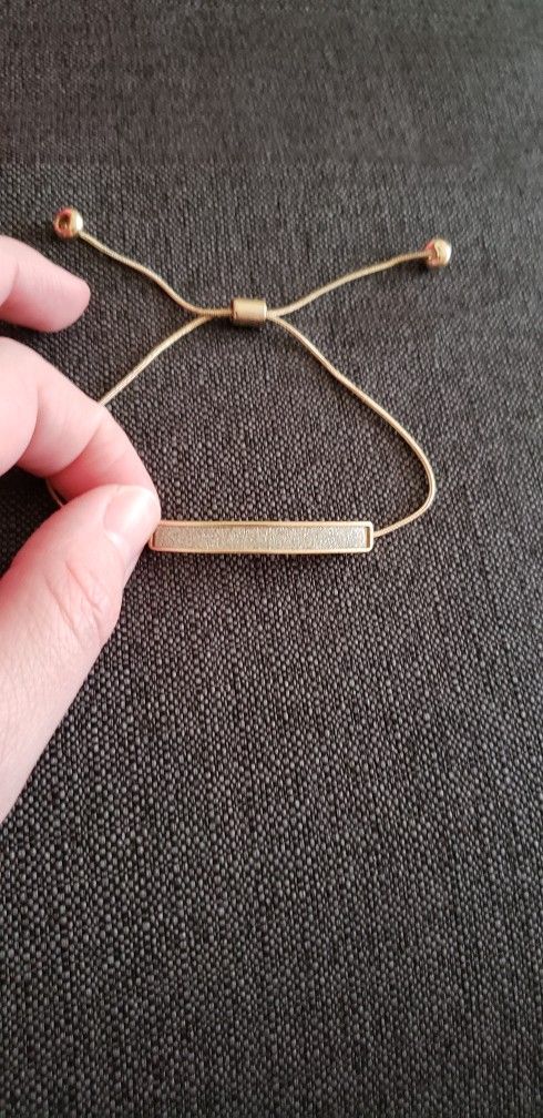 Bracelet