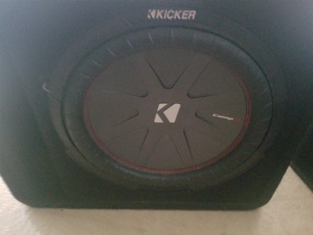 Kicker 12" Competition Subwoofer & Amp