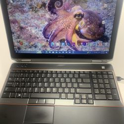 i3 ..i3..DELL LATITUDE  model E-6520….128-SSD  GBcapacity …6.00 GB -RAM .  FASTER  and  READY FOR CLASSES  ON LINE OR