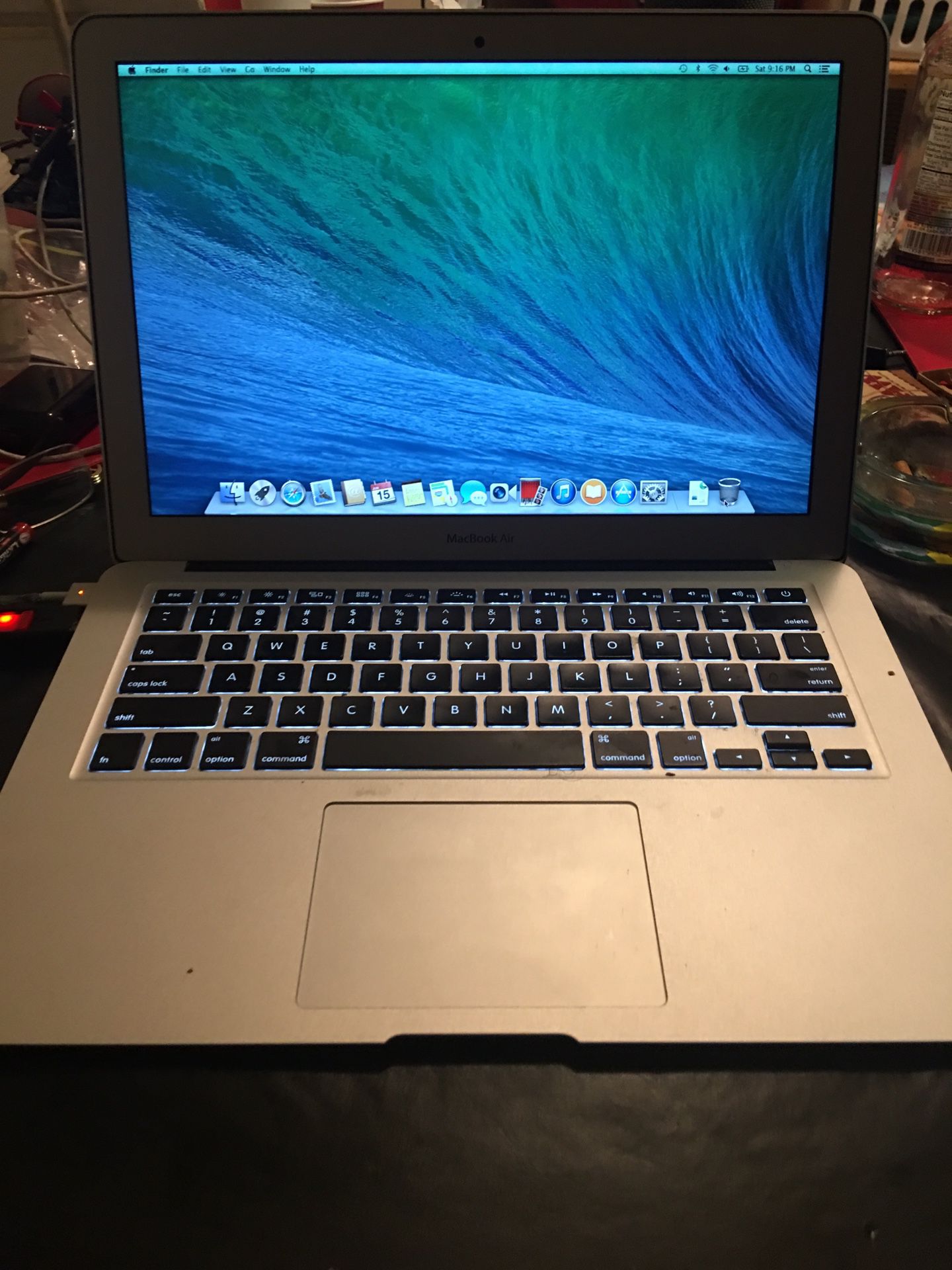 Mid 2013 MacBook Air i5/4gb/256gb Has Final Cut Pro X, Parallels Desktop running Windows 7 and much more