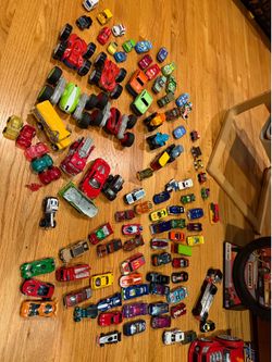 Hot wheels / toy cars