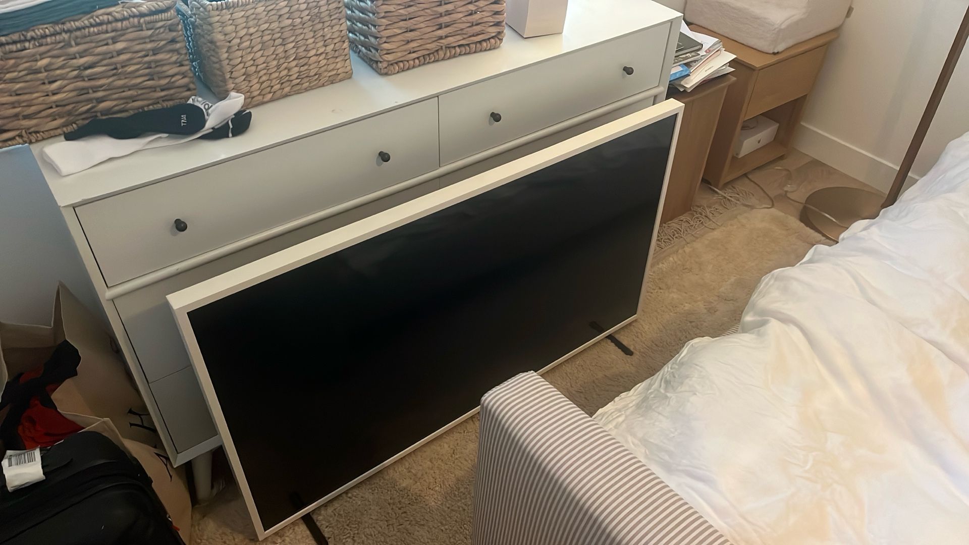 Samsung “the Frame” 55” Super Thin TV