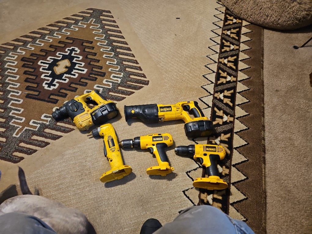 Dewalt Cordless 18 Volt