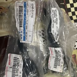98-02 Lexus GS300 Front Ball Joints New