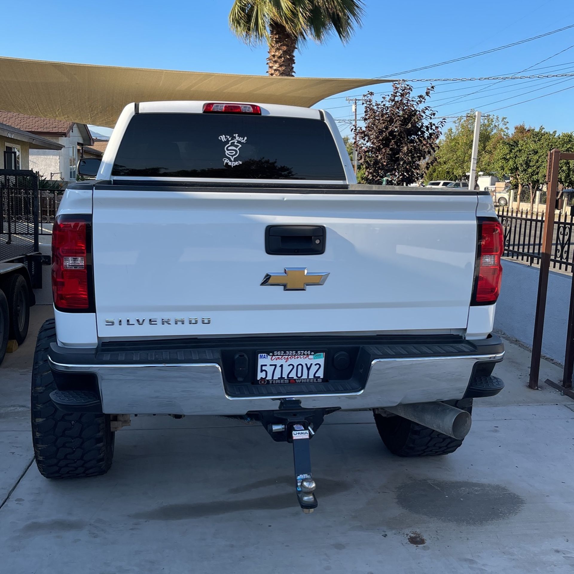 2017 Duramax Only 82k Lifting  