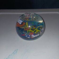 Patriots Snow Globe