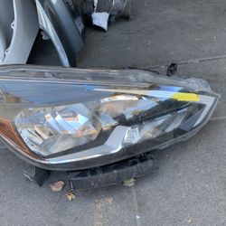 2016-2019 Nissan Sentra Right Side Headlight