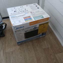 Midea  5000btu Ac Unit