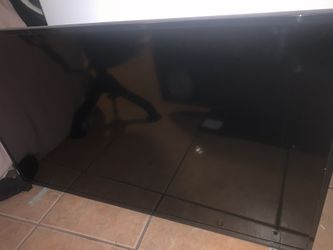 Vizio 40” SMart TV Very Light