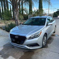 2017 Hyundai Sonata Hybrid