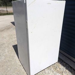 Upright Short Freezer 54.5"h
