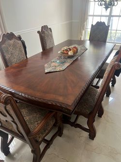 Dining room set