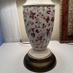Beautiful Vintage Antique Lamp 