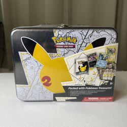 Pokemon Celebrations Collector Chest 